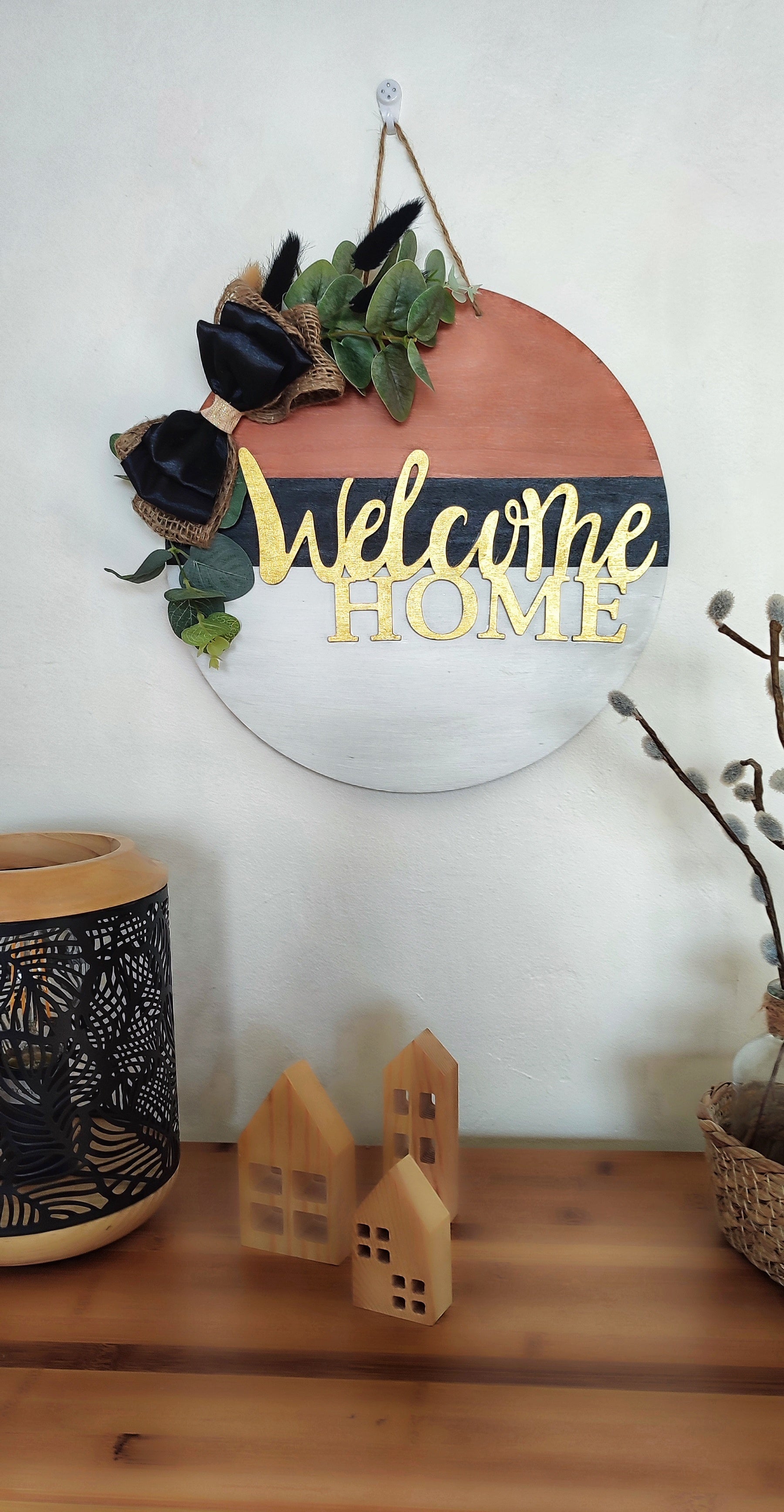 Decoración de pared redonda de madera "Welcome Home gold"