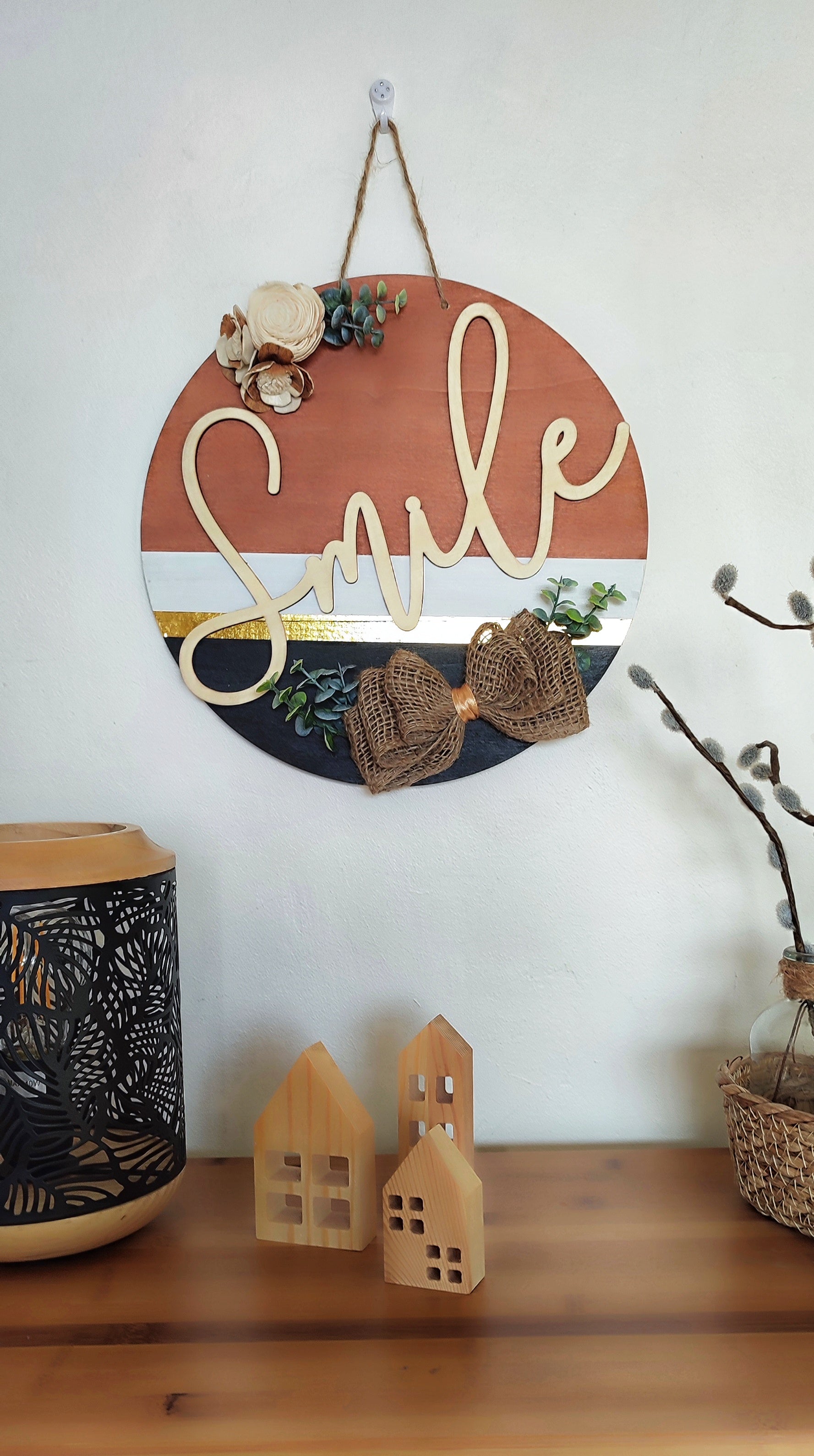 Decoración de pared redonda de madera "Sonrisa"