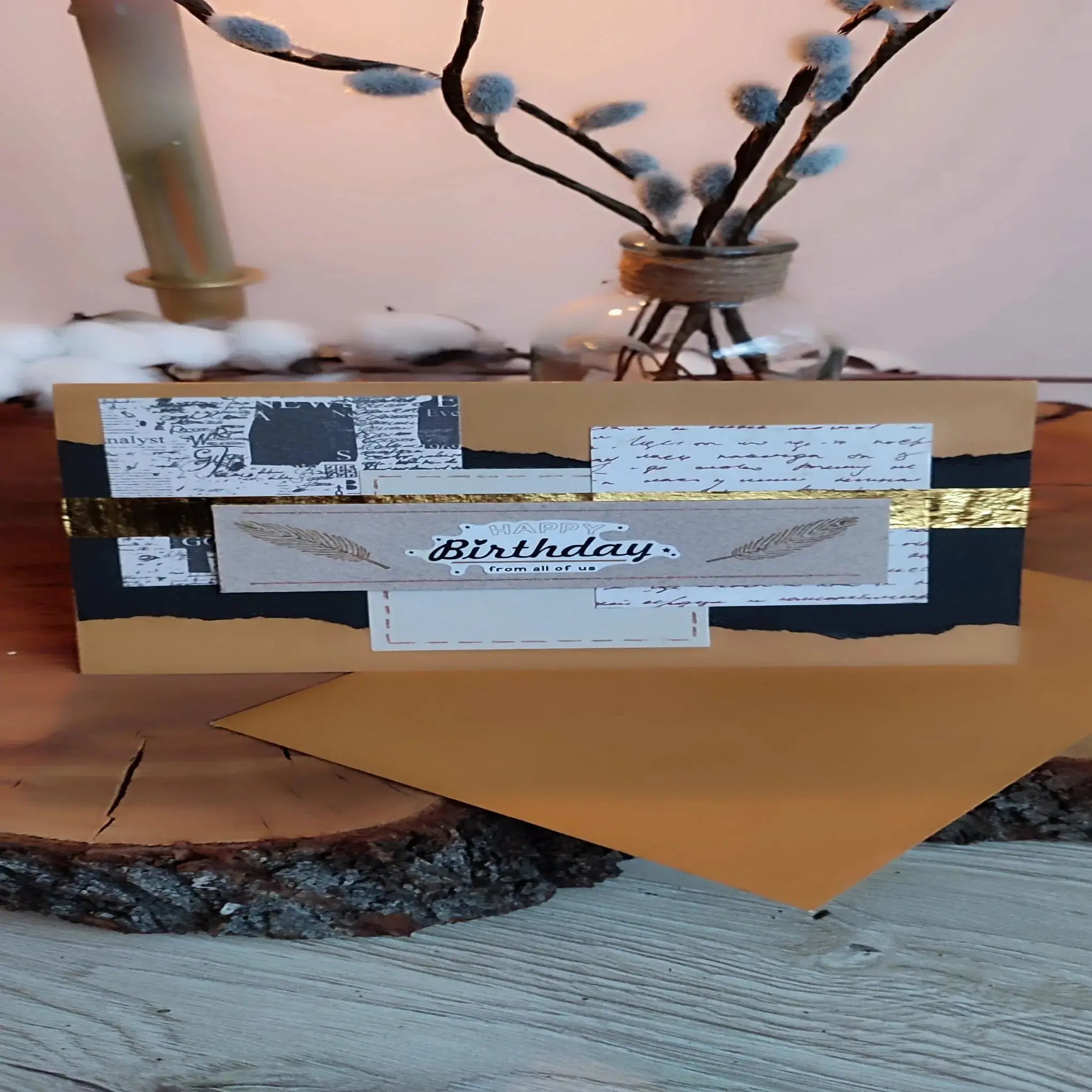 Carte d’anniversaire élégante – Happy Birthday plumes & doré (Copie) Nos p'tits Bonheurs